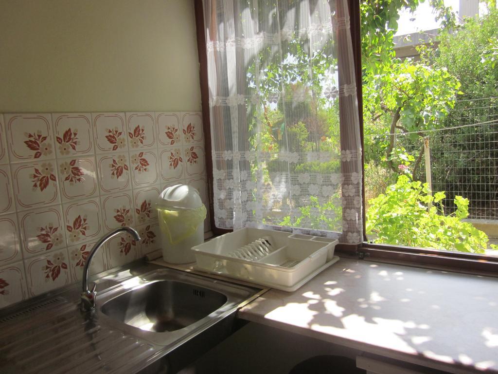 Tina Rooms Gialtra Exterior foto