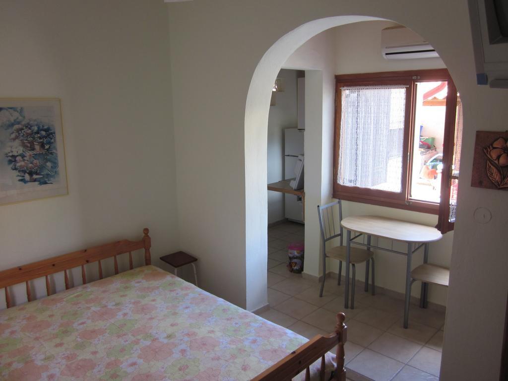 Tina Rooms Gialtra Quarto foto