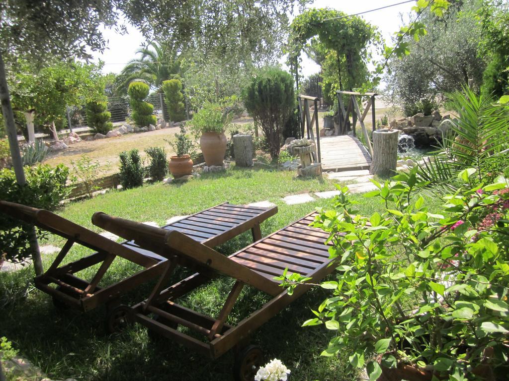 Tina Rooms Gialtra Exterior foto