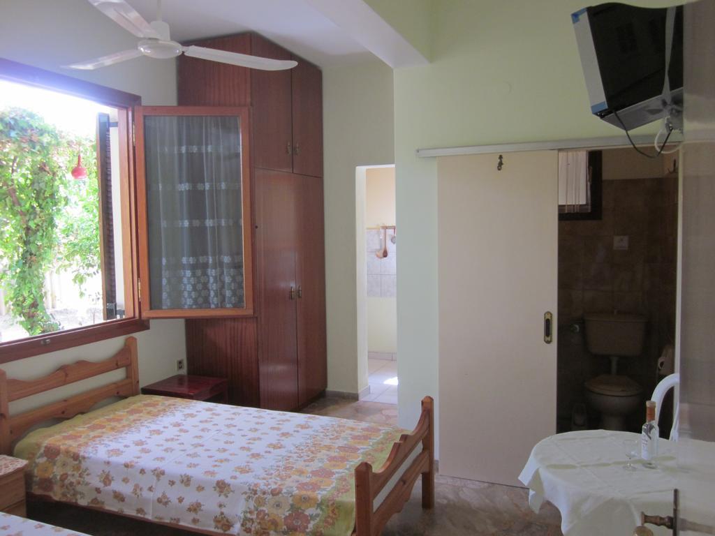 Tina Rooms Gialtra Quarto foto